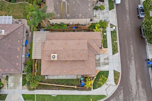 3476 Pleasant Vale Dr, Carlsbad, CA 92010