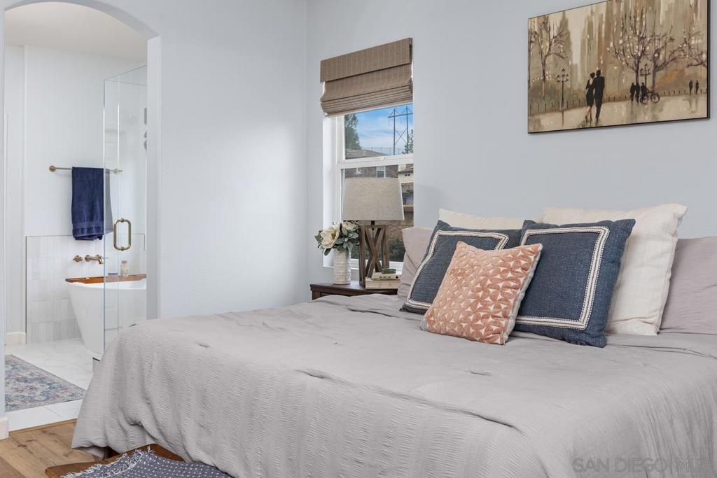 Image 21 of property listing at 3476 Pleasant Vale Dr, Carlsbad, CA 92010