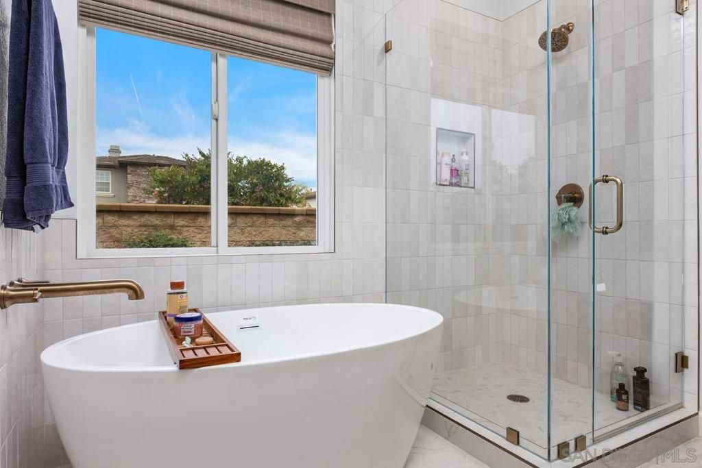 Image 23 of property listing at 3476 Pleasant Vale Dr, Carlsbad, CA 92010