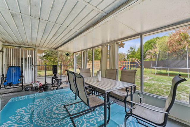 1802 SE Vesthaven Court, Port St. Lucie, Port St Lucie, FL 34952