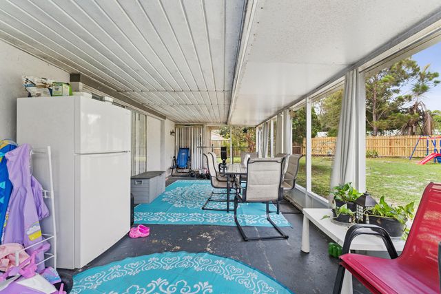 1802 SE Vesthaven Court, Port St. Lucie, Port St Lucie, FL 34952