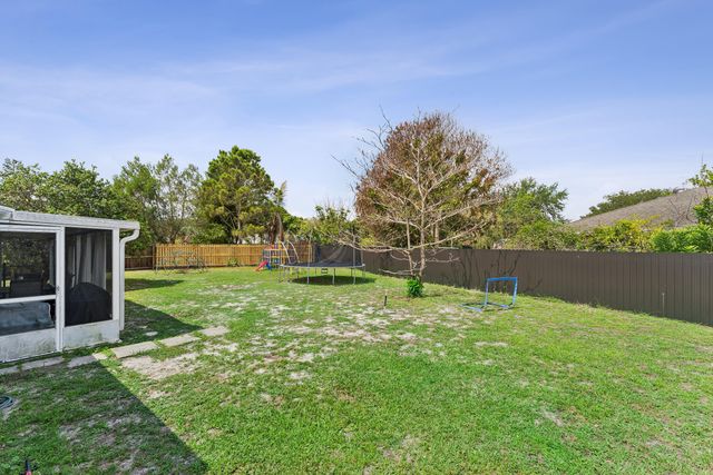 1802 SE Vesthaven Court, Port St. Lucie, Port St Lucie, FL 34952