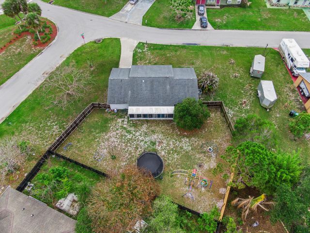 1802 SE Vesthaven Court, Port St. Lucie, Port St Lucie, FL 34952