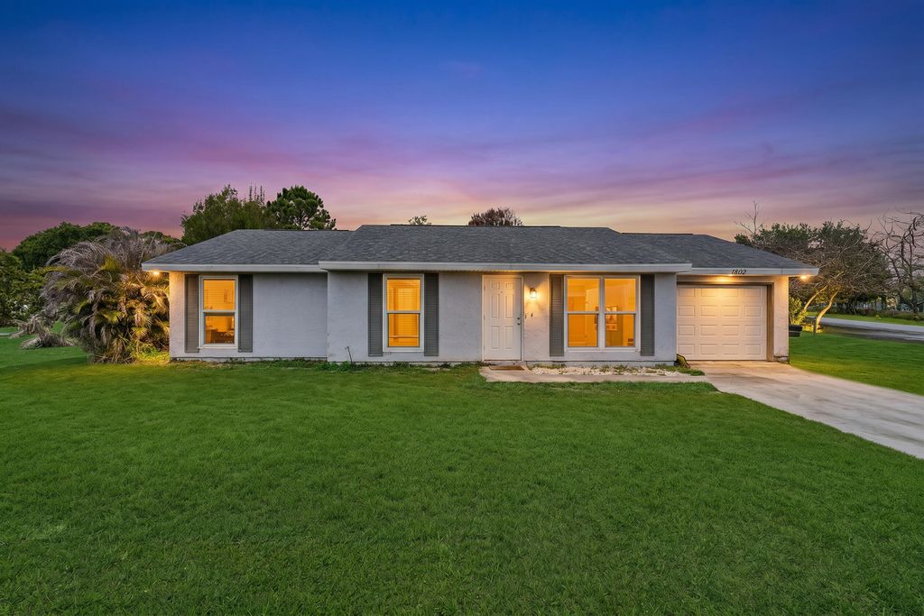 1802 SE Vesthaven Court, Port St. Lucie, Port St Lucie, FL 34952