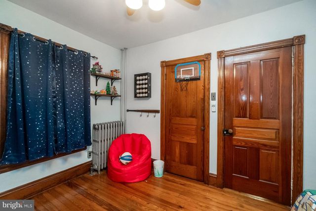 208 E BROAD ST, Souderton, PA 18964