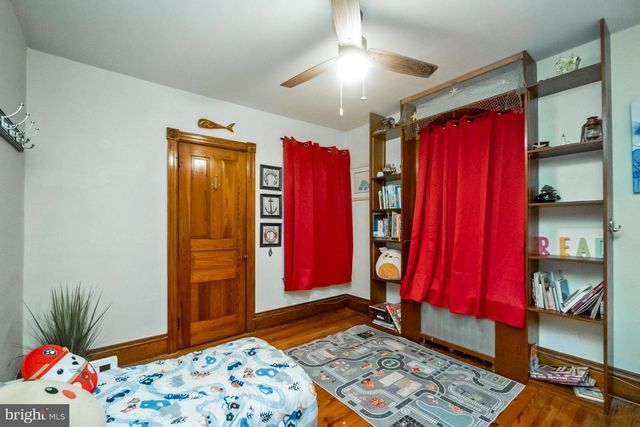 208 E BROAD ST, Souderton, PA 18964