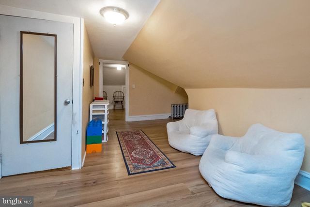 208 E BROAD ST, Souderton, PA 18964