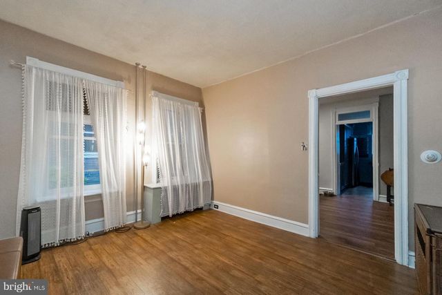 208 E BROAD ST, Souderton, PA 18964