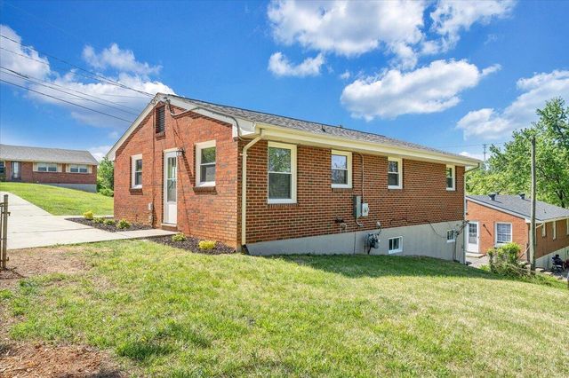 3767 Norway AVE, Roanoke, VA 24017