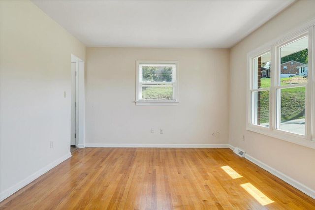 3767 Norway AVE, Roanoke, VA 24017