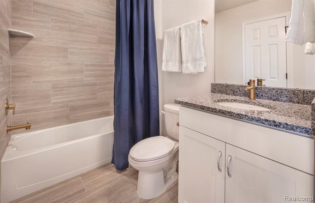 4380 Warbler Lane, Milford, MI 48381