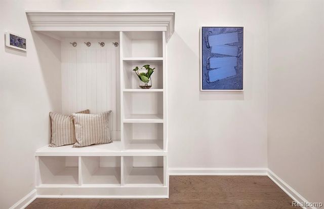 4380 Warbler Lane, Milford, MI 48381