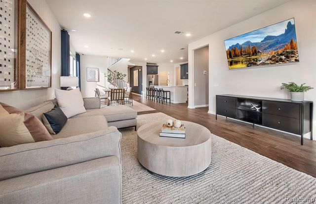 4380 Warbler Lane, Milford, MI 48381