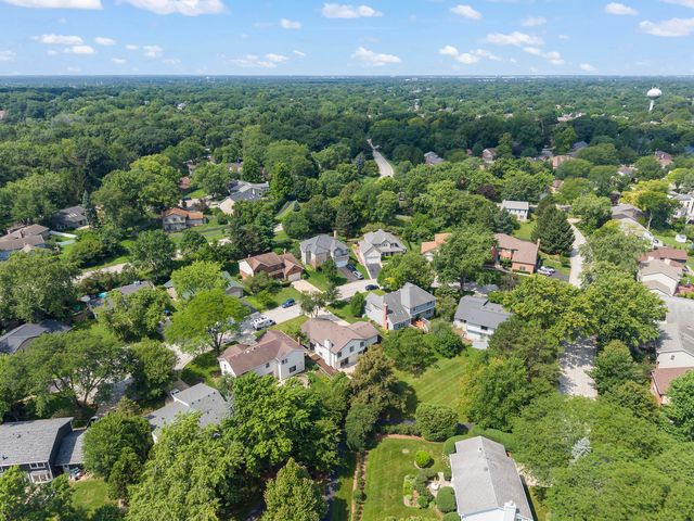 6557 Raintree Court, Lisle, IL 60532
