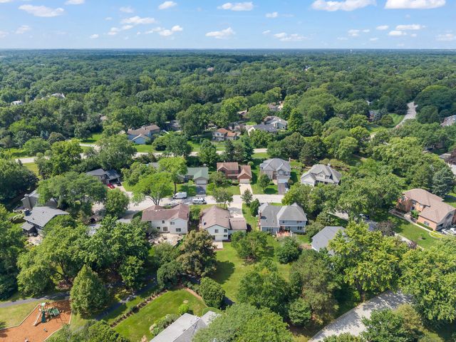 6557 Raintree Court, Lisle, IL 60532