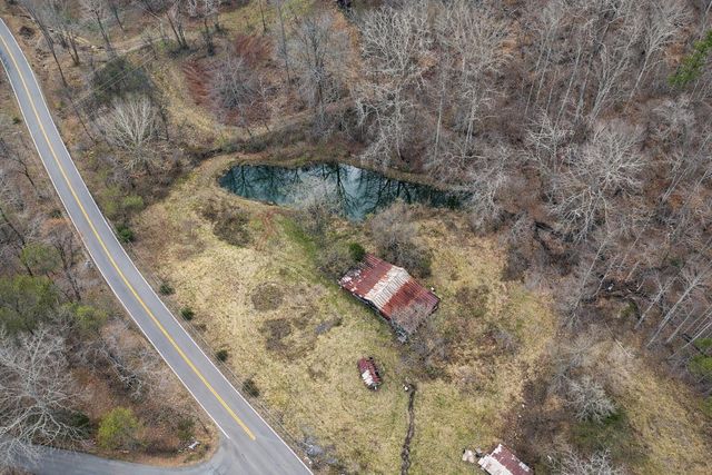 2478 Highway 39 E, Englewood, TN 37329