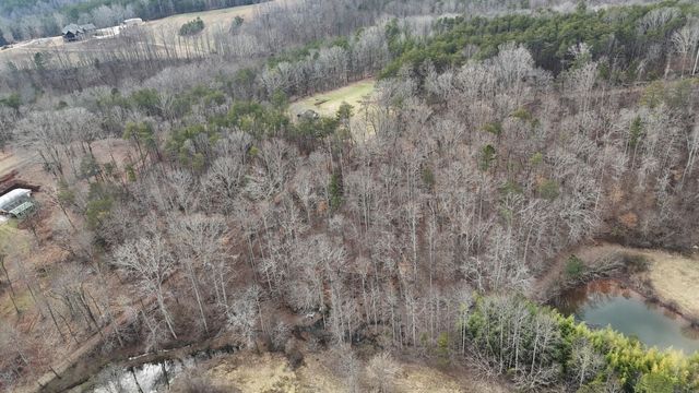 2478 Highway 39 E, Englewood, TN 37329