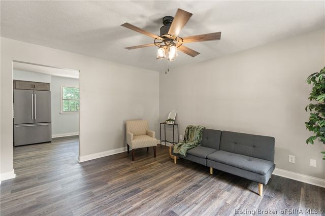 301 Glendale Drive, Charlestown, IN 47111