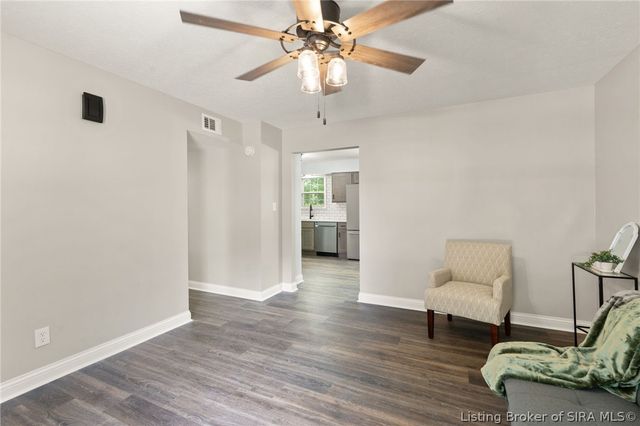 301 Glendale Drive, Charlestown, IN 47111