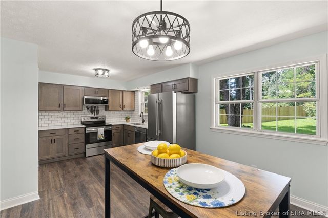 301 Glendale Drive, Charlestown, IN 47111