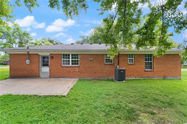 301 Glendale Drive, Charlestown, IN 47111