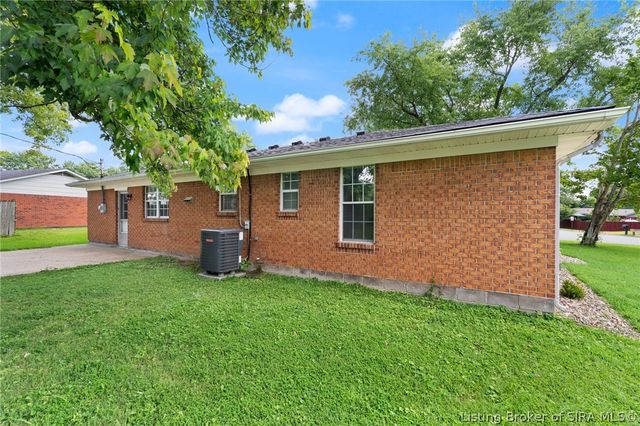 301 Glendale Drive, Charlestown, IN 47111