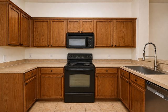 2219 Glacier Park Lane, Grand Prairie, TX 75050