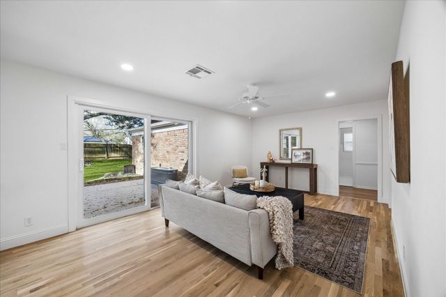 5706 Capello Drive, Houston, TX 77035