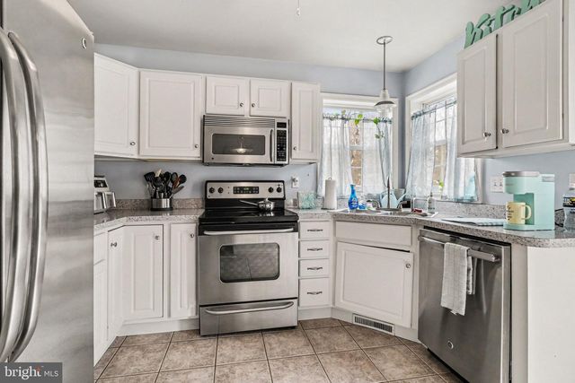 1825 PAXTON CHURCH RD, Harrisburg, PA 17110