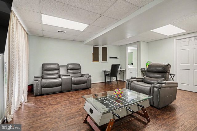 1825 PAXTON CHURCH RD, Harrisburg, PA 17110