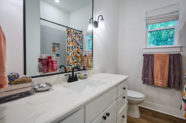 358 Glade Valley Road, Azle, TX 76020