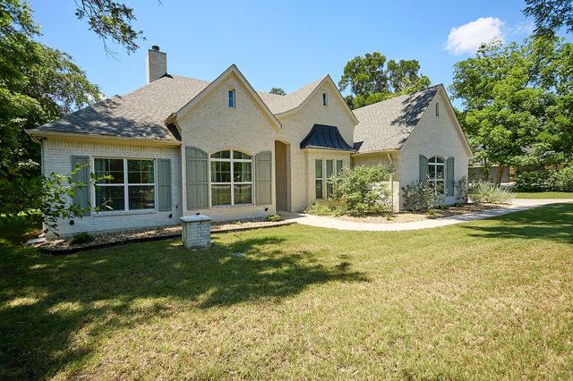 358 Glade Valley Road, Azle, TX 76020