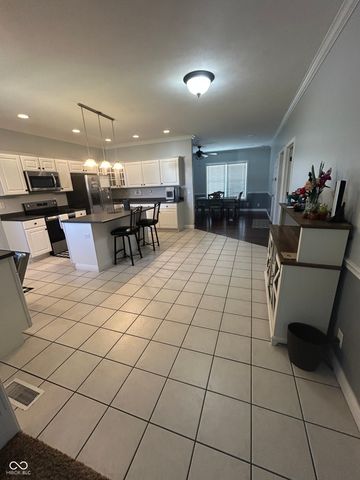 9162 Janelle Drive, Seymour, IN 47274