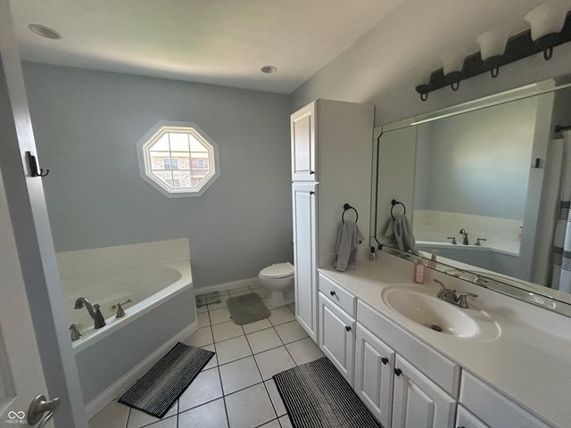 9162 Janelle Drive, Seymour, IN 47274