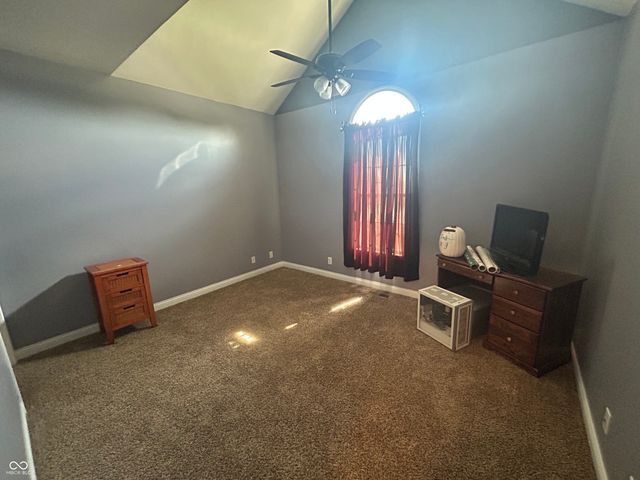 9162 Janelle Drive, Seymour, IN 47274