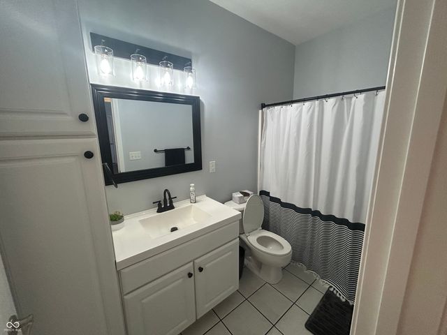 9162 Janelle Drive, Seymour, IN 47274