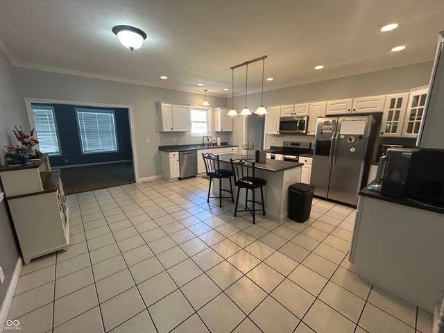 9162 Janelle Drive, Seymour, IN 47274