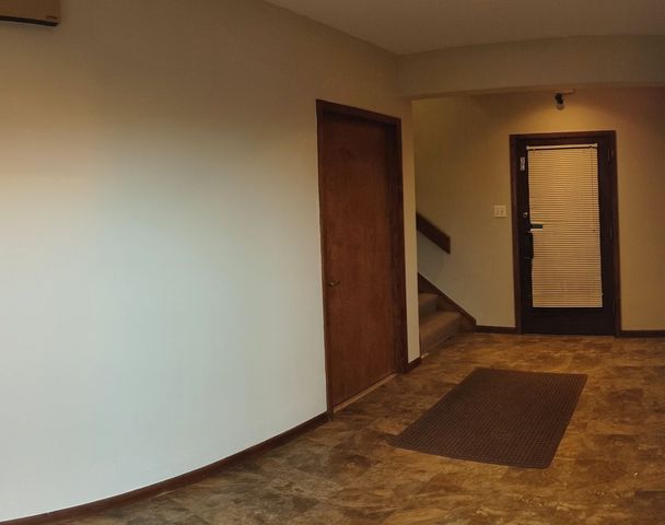 9540 W 144TH Place 2B, Orland Park, IL 60462