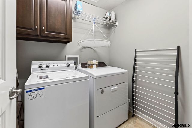 17320 Bedford Avenue, Omaha, NE 68116