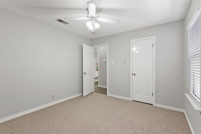 410 Village LN, Buda, TX 78610