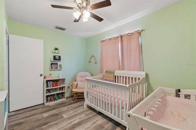 111 W GRAPEFRUIT CIRCLE, Clearwater, FL 33763