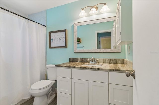111 W GRAPEFRUIT CIRCLE, Clearwater, FL 33763