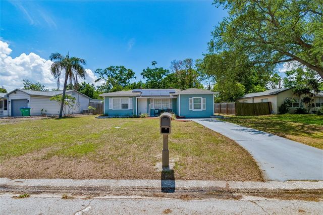 111 W GRAPEFRUIT CIRCLE, Clearwater, FL 33763