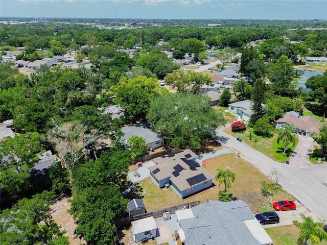 111 W GRAPEFRUIT CIRCLE, Clearwater, FL 33763