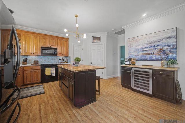 17693 Cove Ln, Port Vincent, LA 70726