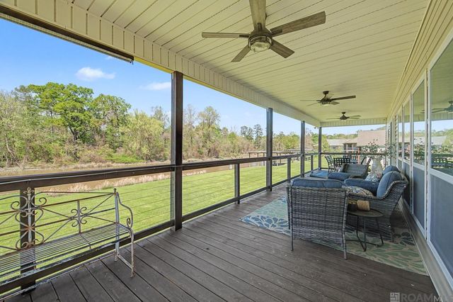 17693 Cove Ln, Port Vincent, LA 70726