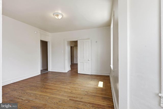 121 LAUREL ST, Lancaster, PA 17603