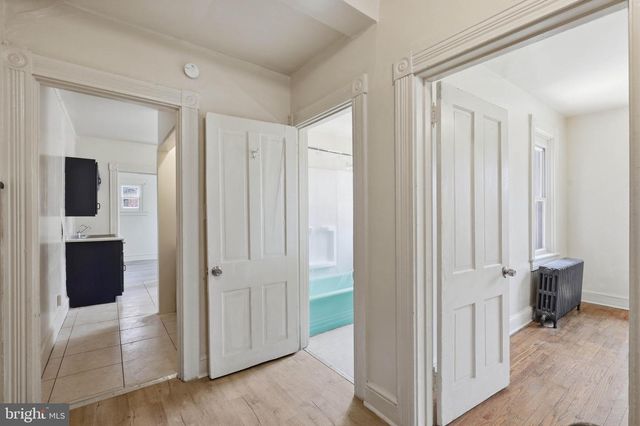 121 LAUREL ST, Lancaster, PA 17603