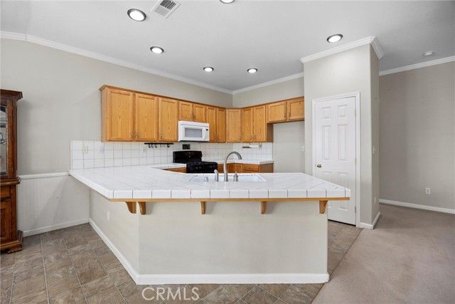 12200 Verdelho Avenue, Bakersfield, CA 93312