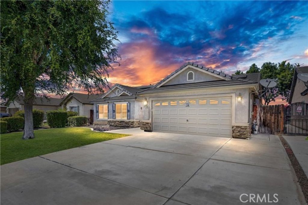 12200 Verdelho Avenue, Bakersfield, CA 93312